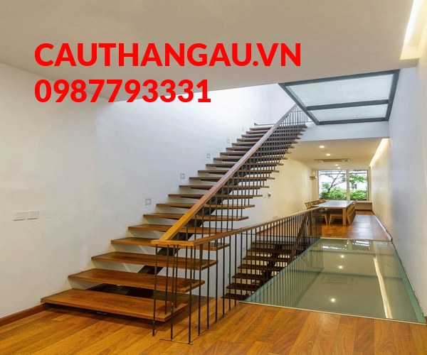 Cầu thang xương cá luôn bền đẹp theo thời gian